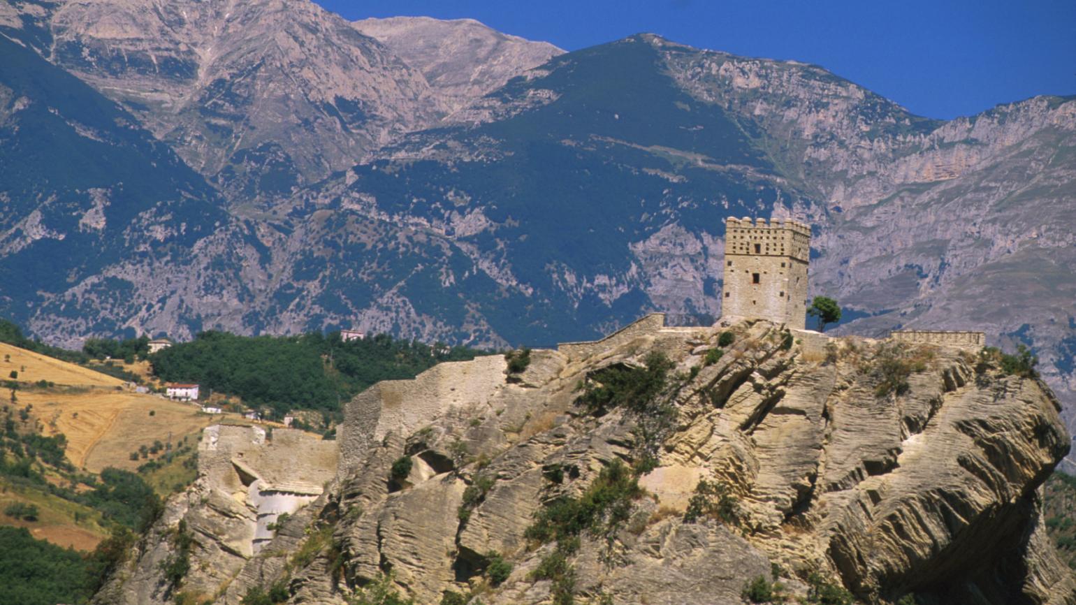 Roccascalegna (Ch), il Castello