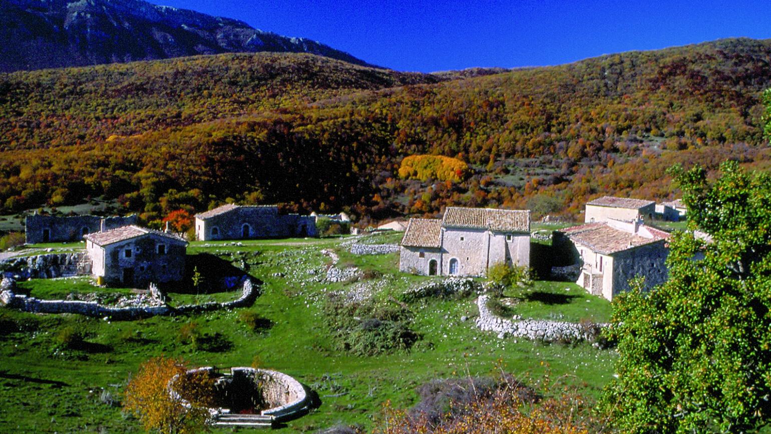 Tione degli Abruzzi (Aq), le Pagliare, foto di G. Senzannona