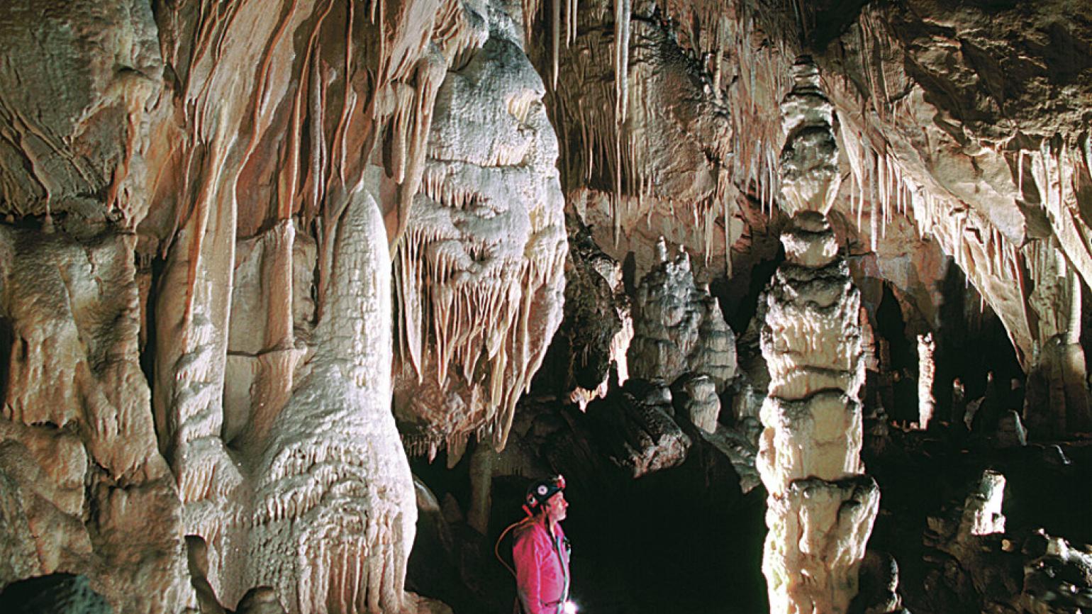 San Demetrio ne' Vestini (Aq), Grotte di Stiffe
