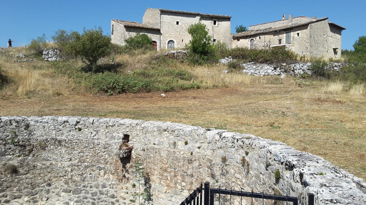 Tione degli Abruzzi (Aq), le Pagliare, foto di D. Silveri